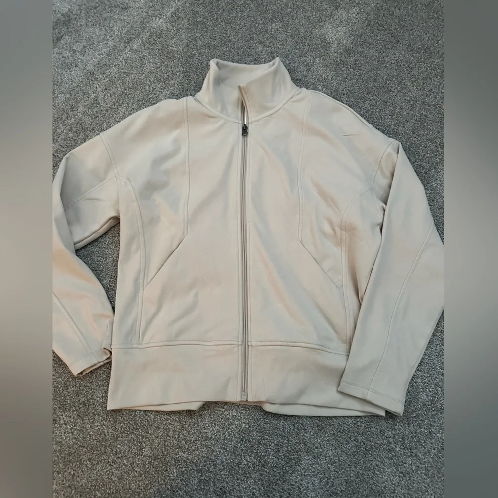 RBX Women's Cream zip up  Jacket  Small
